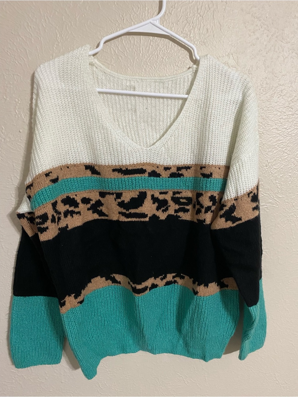 Colorblock V-Neck Sweater in Cream, Black & Teal with Leopard Stripe